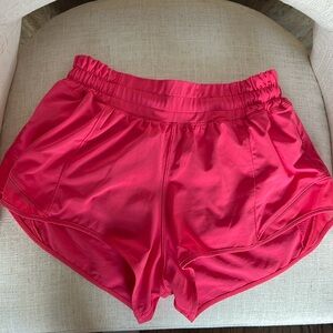 Lululemon Hottie hot 2.5